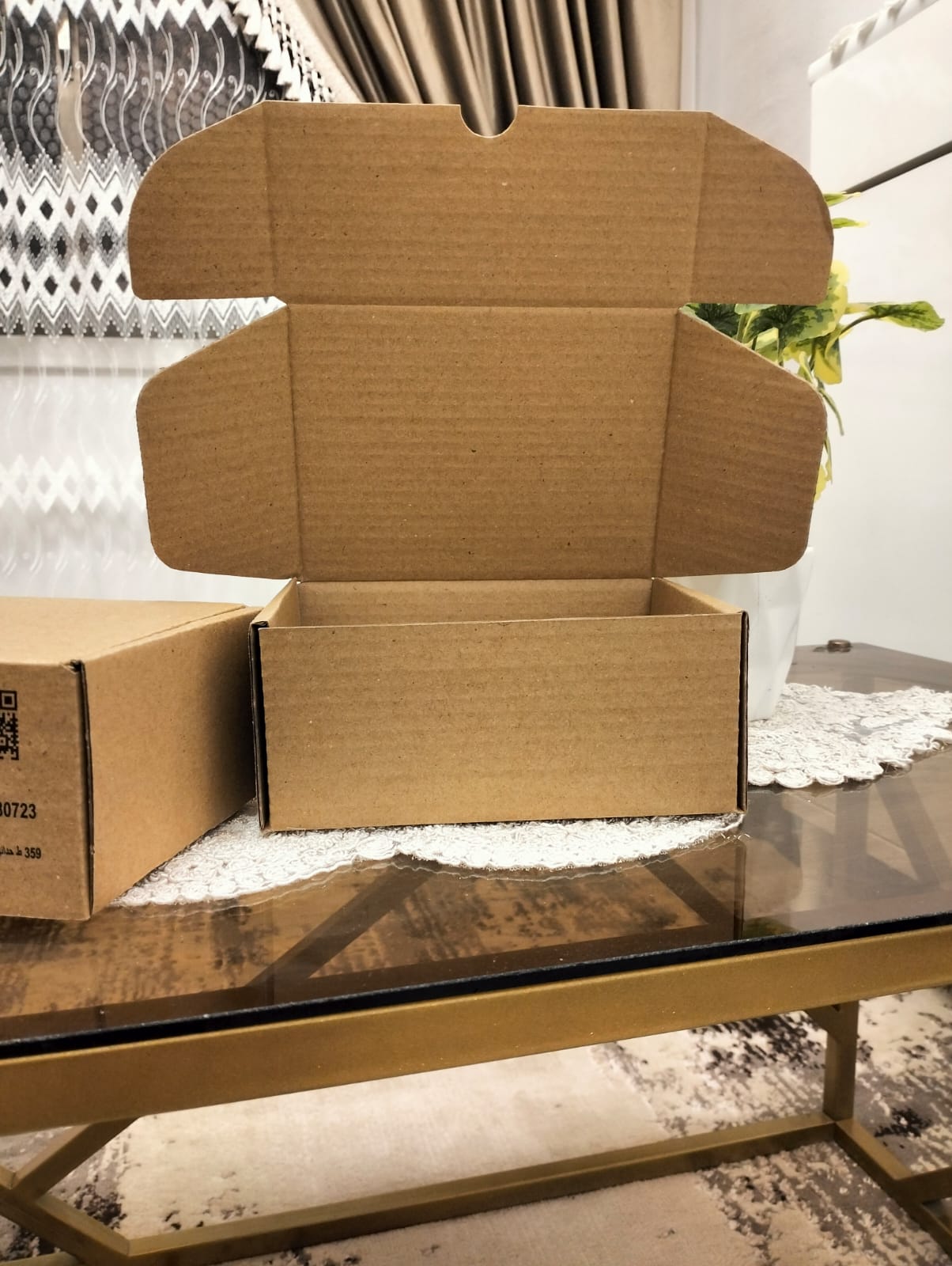 بوكس شحن عطور فاخر - نظام تقفيل ذاتي (Self-Locking) - حماية وتصميم عصري - الصورة 5